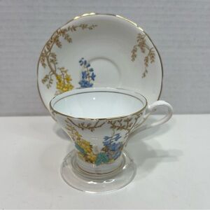 AYNSLEY Corset tea cup and saucer bone china England  vintage floral print